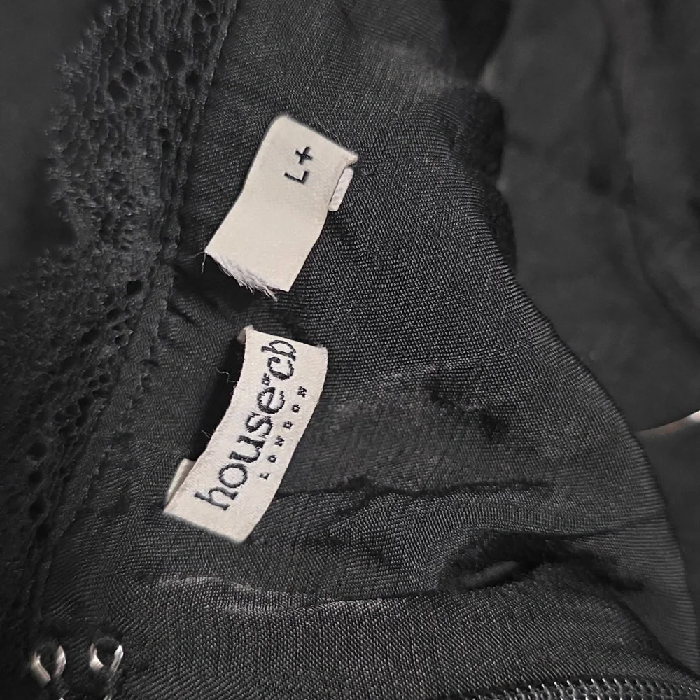 House of CB Black Lace Mini Dress - Picture 9 of 10